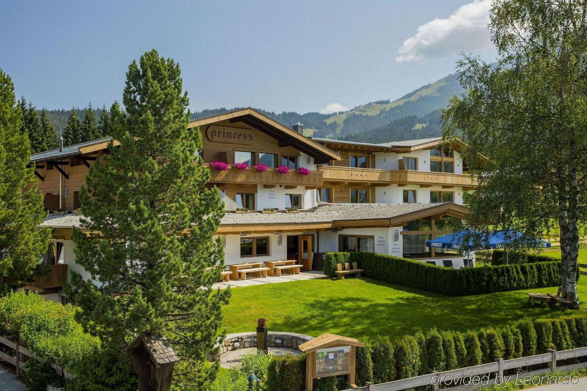 Princess Bergfrieden Aparthotel Seefeld in Tirol Bagian luar foto